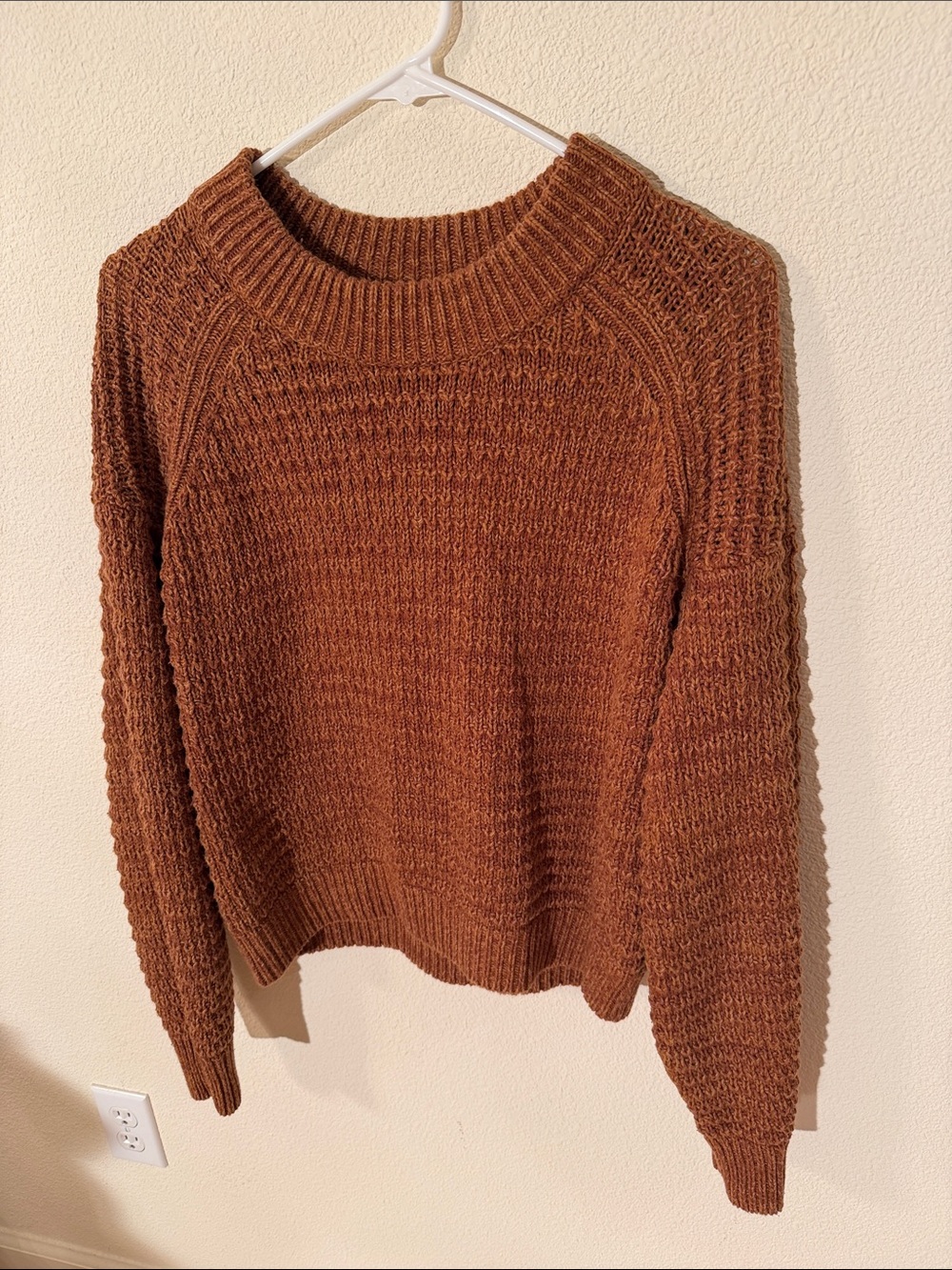 Women’s Universal Thread Knit Sweater in Rust
